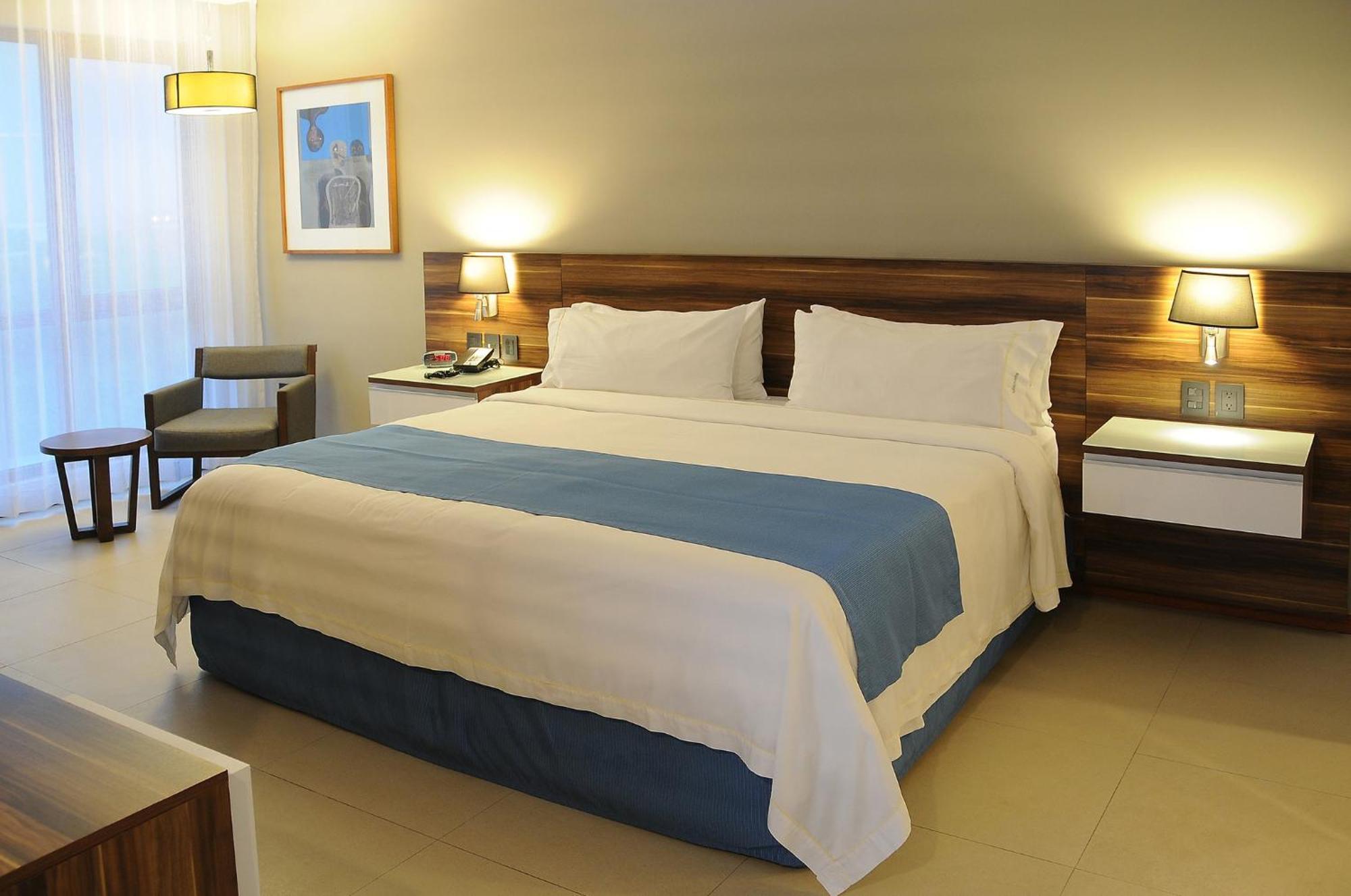Express Puerto Vallarta, An Ihg Hotel